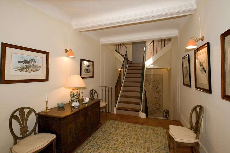 A casa reflete o gosto da maioria dos franceses: luxo discreto, sem ostenta&ccedil;&atilde;o de riqueza