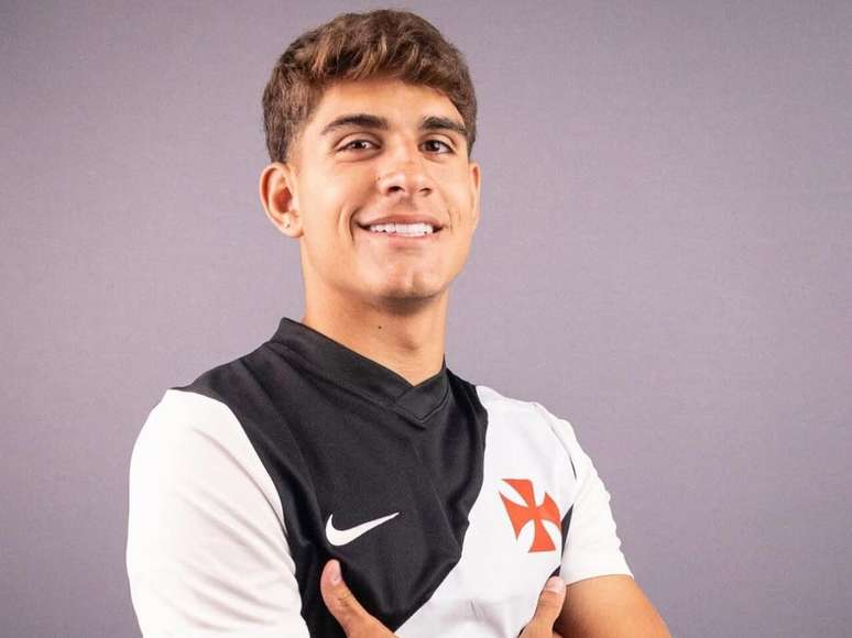 Vasco utilizar&aacute; uniformes alternativos na Copinha &ndash; os primeiros com a Nike &ndash;