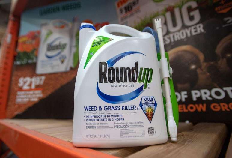 Monsanto criou o Roundup, &agrave; base de glifosato