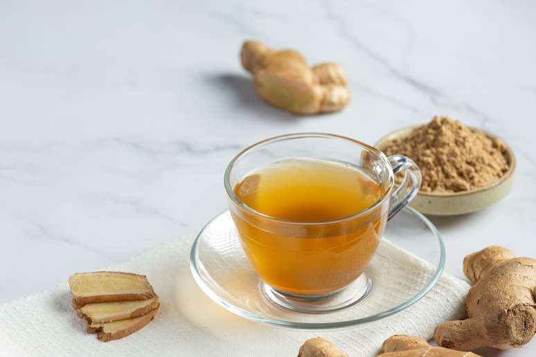 Ginger Tea May Relieve Heavy Stomach Feeling