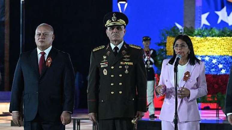 Diosdado Cabello, Vladimir Padrino L&oacute;pez e Delcy Rodr&iacute;guez