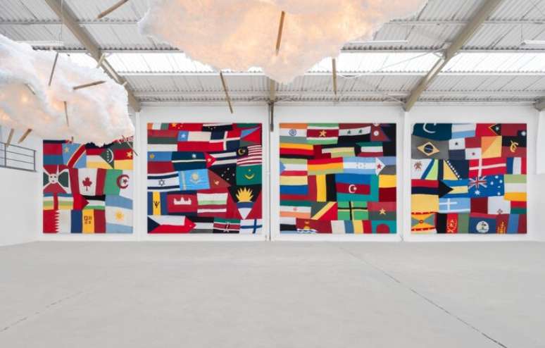 2026లో Pinacotecaలో Pascale Marthine Tayou ప్రదర్శనను పొందింది.