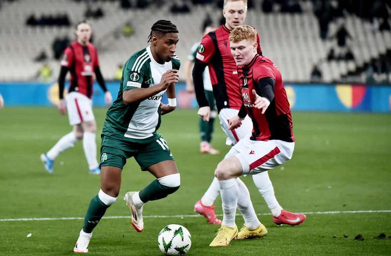 Tet&ecirc; est&aacute; no Panathinaikos desde a metade de 2024 &ndash;