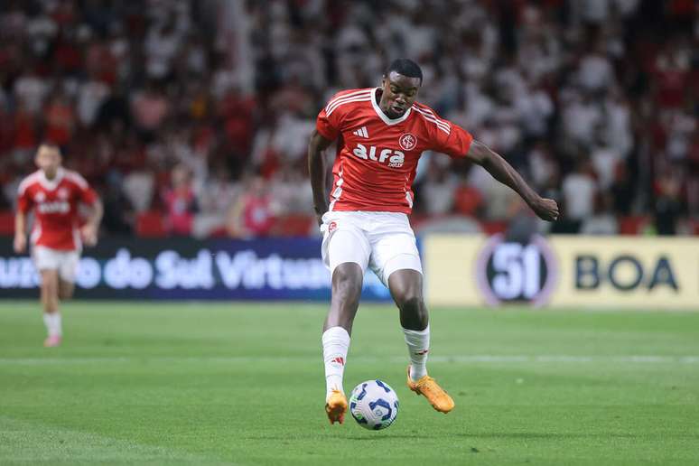 ఇంటర్నేషనల్ కోసం రికార్డో మాథియాస్ చర్యలో ఉన్నారు –