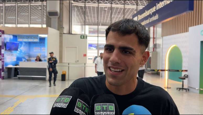 Villalba j&aacute; est&aacute; na &aacute;rea para defender o Botafogo &ndash;