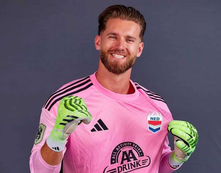 Filho de Van der Sar fez sua estreia na Kings League &ndash;