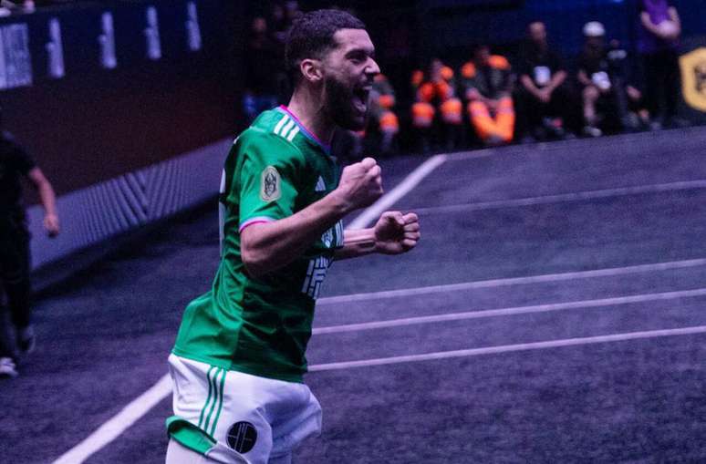 Arg&eacute;lia vence a Pol&ocirc;nia e come&ccedil;a bem a Kings League Nations &ndash;