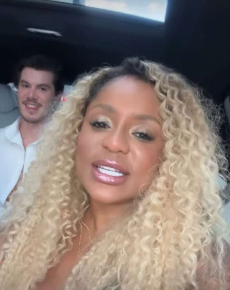 Cari&uacute;cha ao lado de Danilo Bravo em v&iacute;deo publicado em story do Instagram