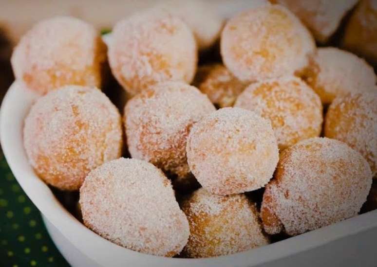 O bolinho de chuva na vers&atilde;o gourmet &ndash; Foto: Divulga&ccedil;&atilde;o/&Aacute;gua Doce Sabores do Brasil