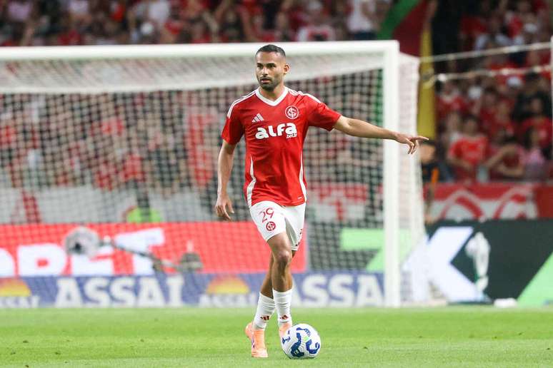 Thiago Maia passou por desempenho irregular em 2025 no Internacional &ndash;
