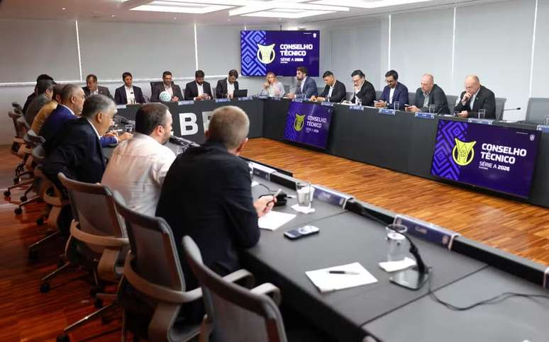 Conselho t&eacute;cnico organizou imers&atilde;o nas principais ligas da Europa &ndash;