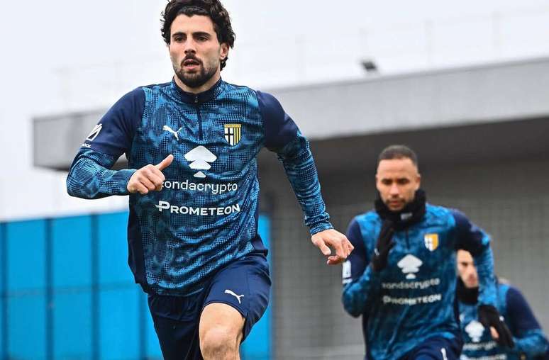 Parma encara ningu&eacute;m menos que a l&iacute;der Inter de Mil&atilde;o no encerramento do turno &ndash;