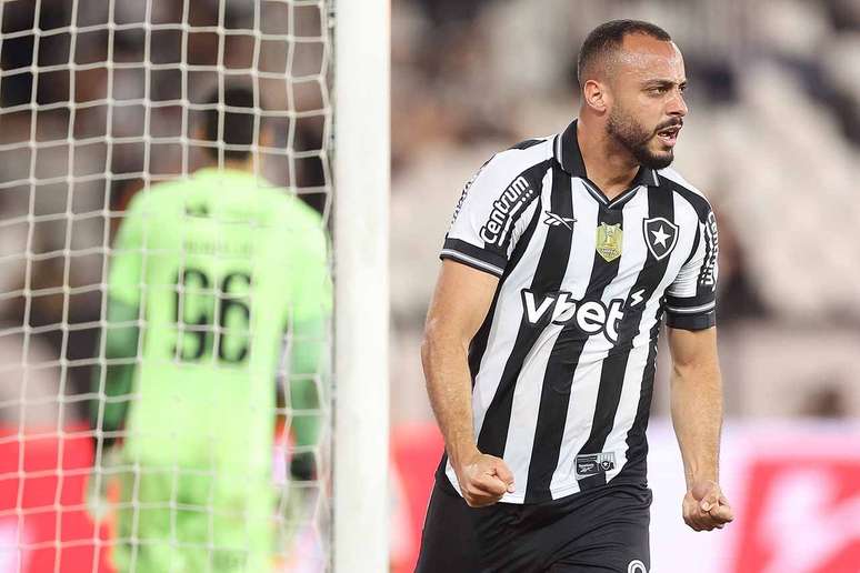 Cabral ficou devendo em 2o25. Mesmo assim, tem mercado na Europa &ndash;