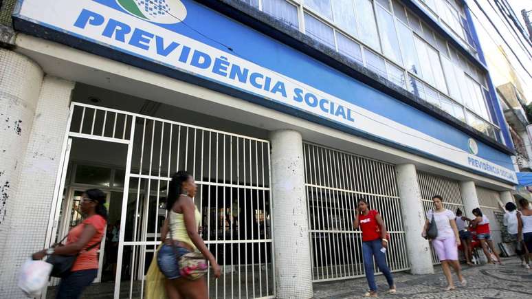 Outra alternativa relevante para a aposentadoria pelo INSS em 2026 &eacute; a regra da idade m&iacute;nima progressiva &ndash; depositphotos.com / joasouza