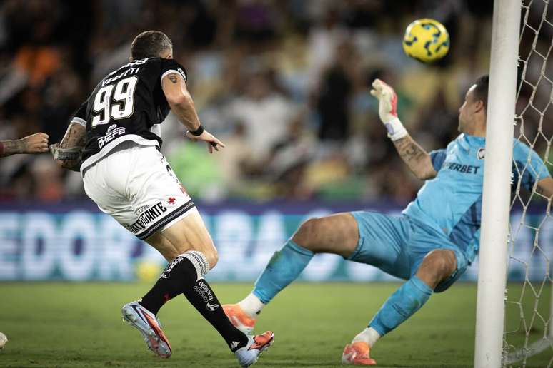 Gol contra o Fluminense pode ter sido o &uacute;ltimo de Vegetti pelo Vasco &ndash;