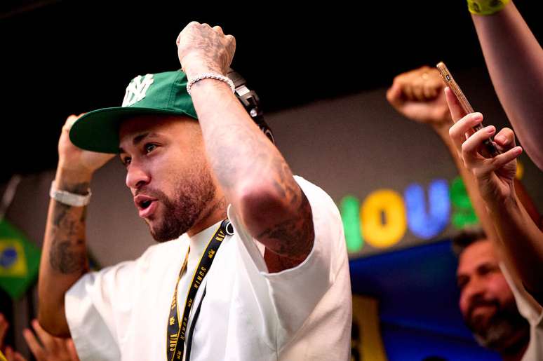 Neymar esteve presente na vit&oacute;ria do Brasil contra o Catar na Kings League Nations &ndash;