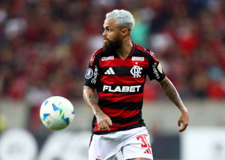 Michael chegaria ao Santos para suprir a sa&iacute;da de Guilherme &ndash;
