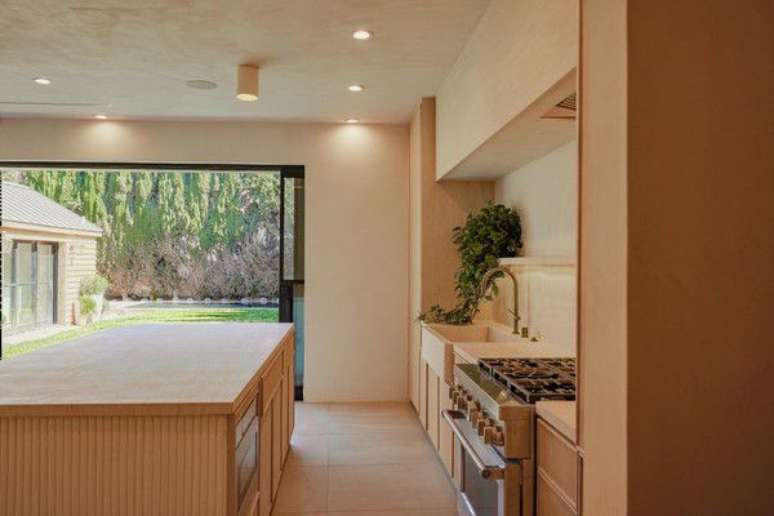 Casa de Shawn Mendes em LA, onde cantor curte romance com Bruna Marquezine