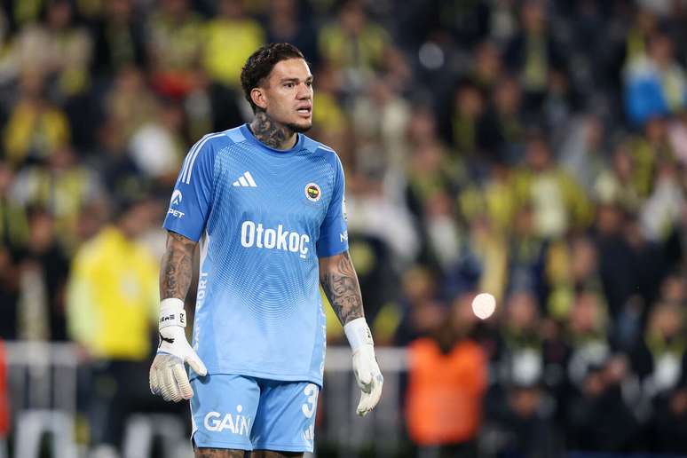 Supercampe&atilde;o Ederson pode levantar a sua primeira ta&ccedil;a na Turquia.
