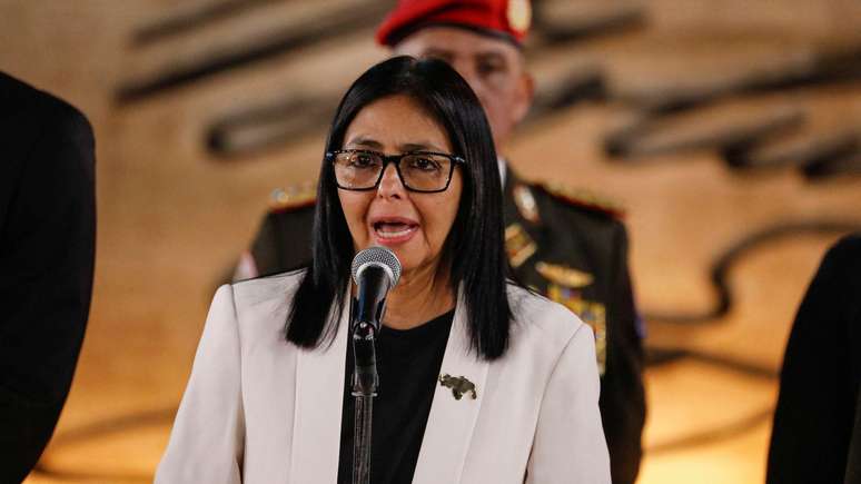 Vice de Maduro, Delcy Rodr&iacute;guez assumiu o comando do pa&iacute;s ap&oacute;s ataque dos EUA