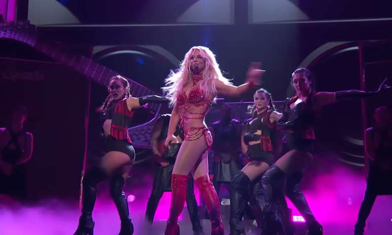 A cantora no Billboard Music Awards, em 2016, um dos &uacute;ltimos grandes momentos dela na TV