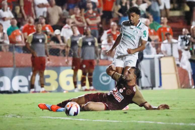 లుయిఘి లయ లోపాన్ని అంగీకరించాడు, కానీ పాలిస్టావో యొక్క అరంగేట్రంలో పాల్మెయిరాస్ విజయాన్ని ప్రశంసించాడు.