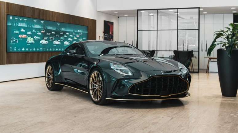 Aston Martin Vantage S