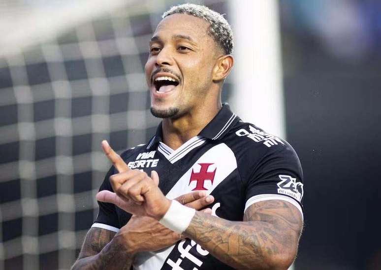 David comemora gol do Vasco contra o Santos &mdash;