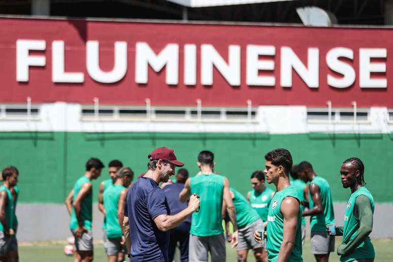 Cuberas comandar&aacute; o Flu nos jogos iniciais do Carioca &ndash;