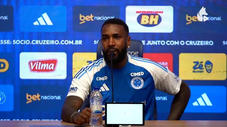 Gerson em apresenta&ccedil;&atilde;o no Cruzeiro