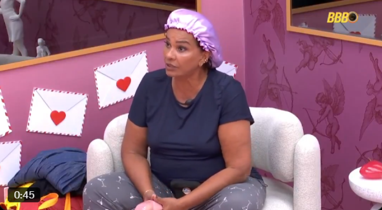 Solange Couto faz cr&iacute;tica pol&iacute;tica