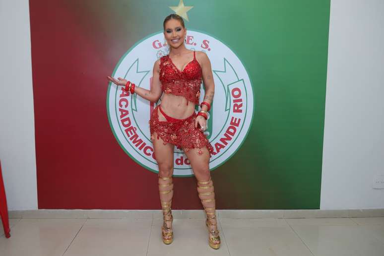 Virg&iacute;nia Fonseca 