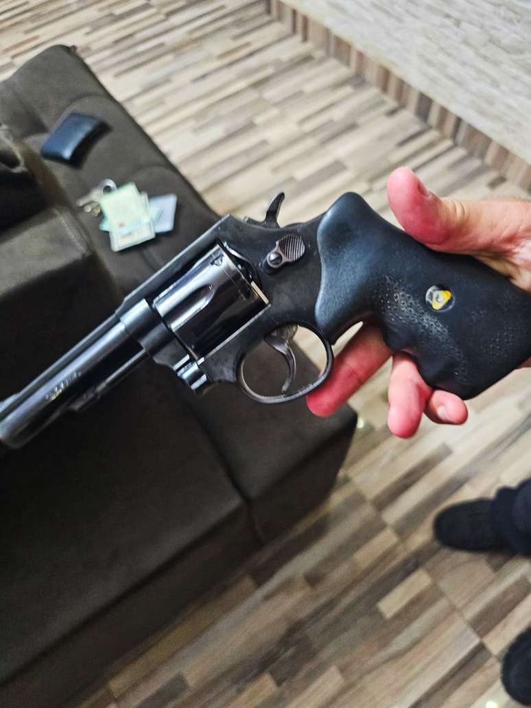 PF faz buscas em endere&ccedil;os de Daniel Vorcaro e parentes