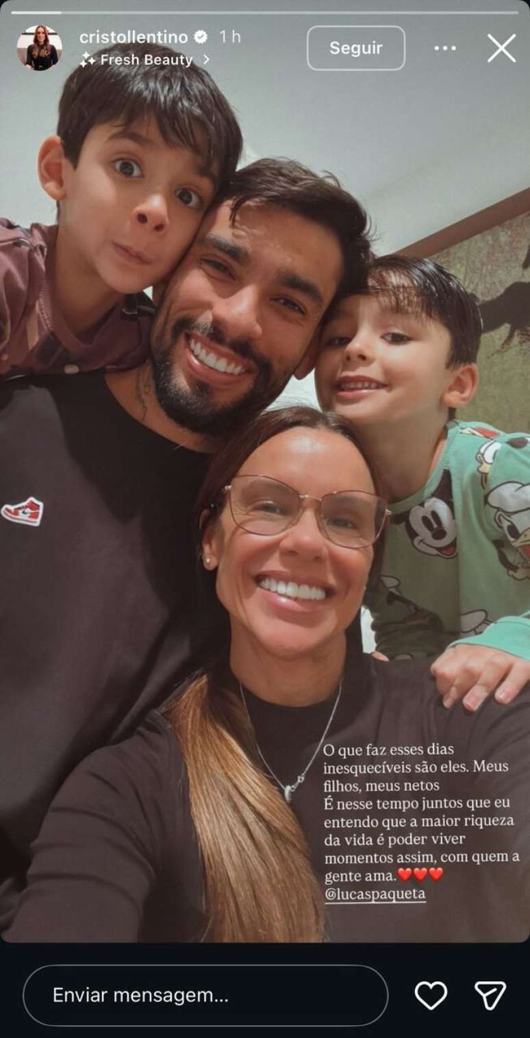 Publica&ccedil;&atilde;o de Cris Tolentino &ndash;