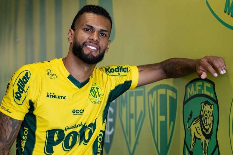 Rodrigues chega para disputar vaga na defesa do Mirassol &ndash;