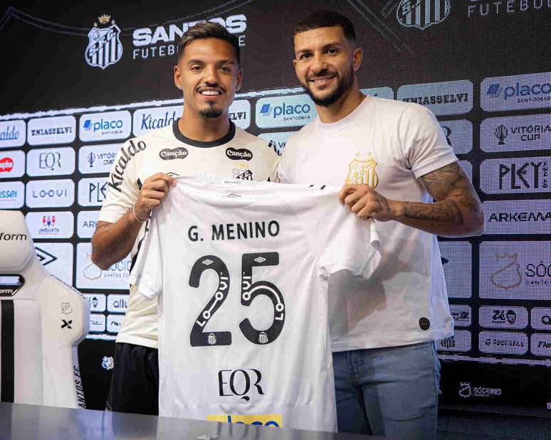 Menino, ali&aacute;s, vai vestir a camisa 25 no Santos &ndash; Fotos: Raul Baretta/ Santos FC.
