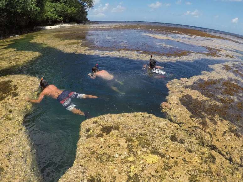 Piscinas naturais de Te Pari, em Tahiti Iti, ao sul de Papeete 