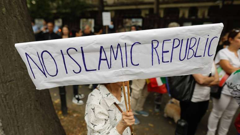 செயல்கள் தனித்தனியாக வெளிவரவில்லை. எல்லாவற்றிற்கும் மேலாக, அவை அணிதிரட்டல்களின் சமீபத்திய வரலாற்றைச் சேர்க்கின்றன, இது 2022 முதல் உலகளாவிய முக்கியத்துவத்தைப் பெற்றது, 