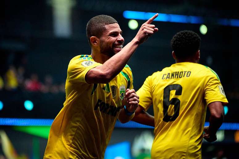 Lip&atilde;o revela ansiedade para final da Kings League Nations-