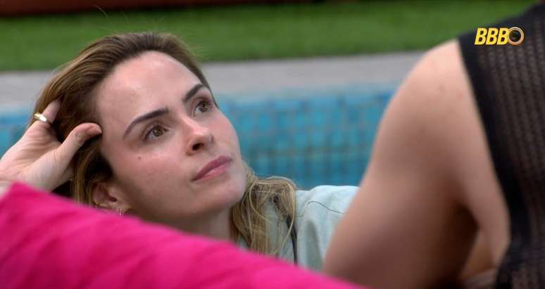 Ana Paula Renault ap&oacute;s Big Fone