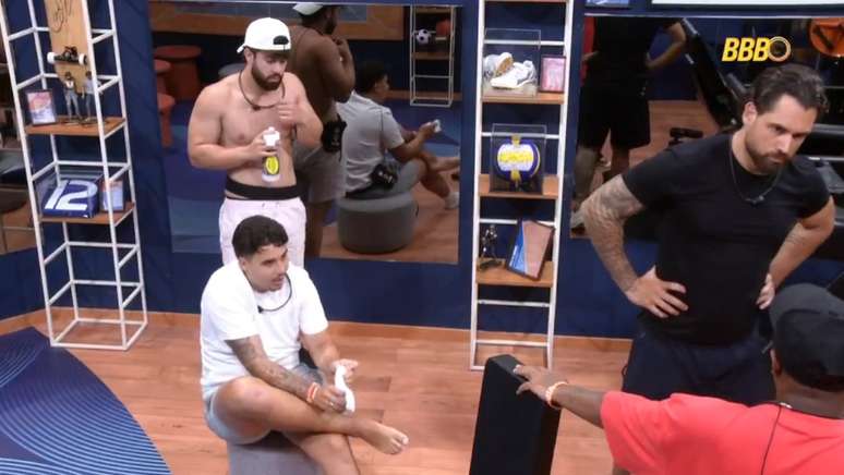 Pedro fala sobre ser expulso do quarto