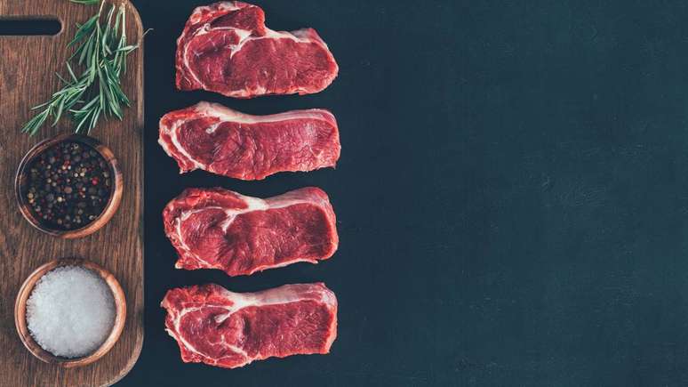Corte magro + preparo simples = refei&ccedil;&atilde;o mais saud&aacute;vel &ndash; depositphotos.com / VadimVasenin