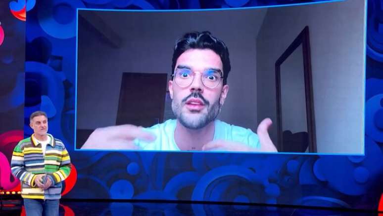 Luan Pereira foi eliminado da 'Dan&ccedil;a dos Famosos' por motivos de sa&uacute;de; em entrevista ao 'Doming&atilde;o', ele relatou um problema de pedras nos rins