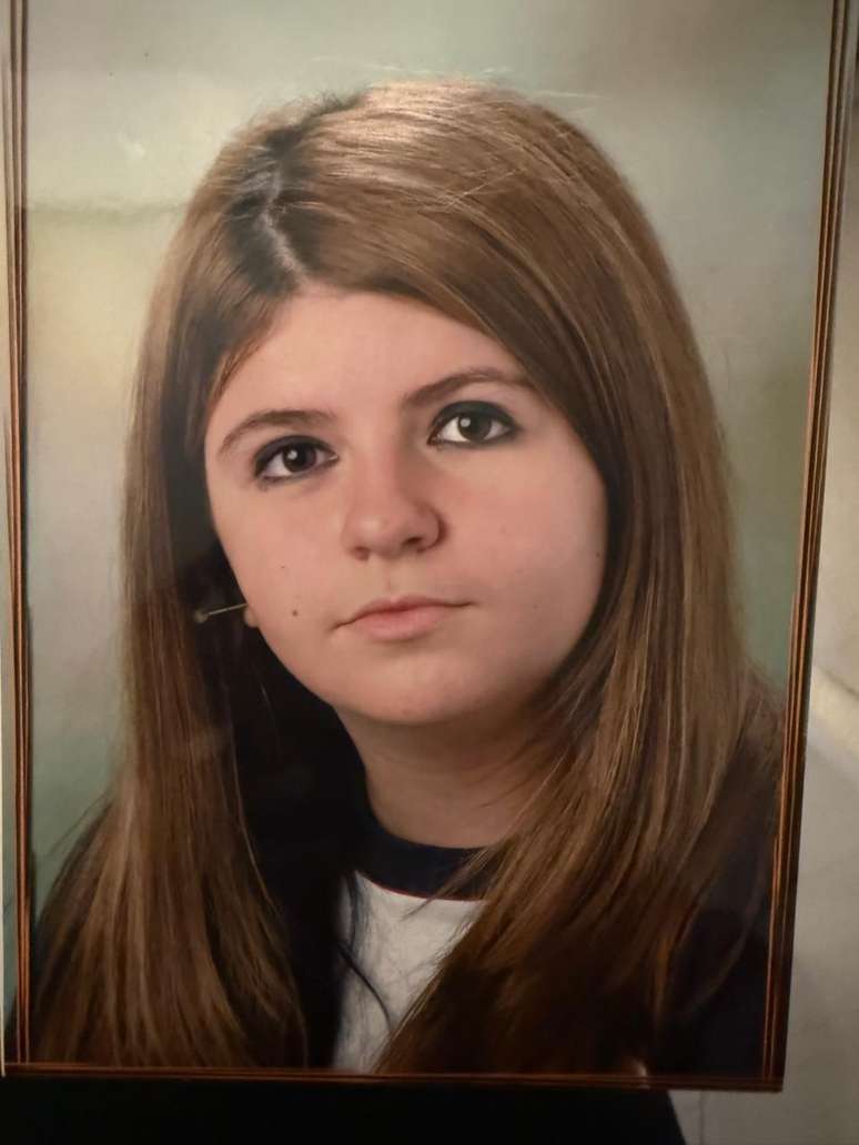 "Foto da idade em que medica disse que se eu n&atilde;o emagrecesse n&atilde;o iria beijar na boca, nem ter amigos ou me relacionar"