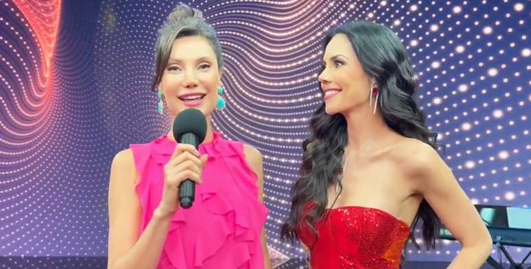 J&uacute;lia Pereira entrevistou Daniela Albuquerque, do programa 'Sensacional', em recente v&iacute;deo postado