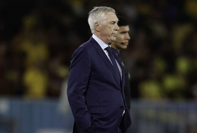 Carlo Ancelotti observa atentamente como os principais jogadores brasileiros est&atilde;o se saindo pelo mundo &ndash;