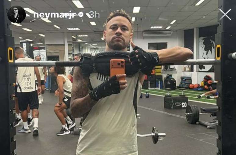 Neymar tem trabalhado na academia do CT Rei Pel&eacute; em reta final de recupera&ccedil;&atilde;o &ndash;