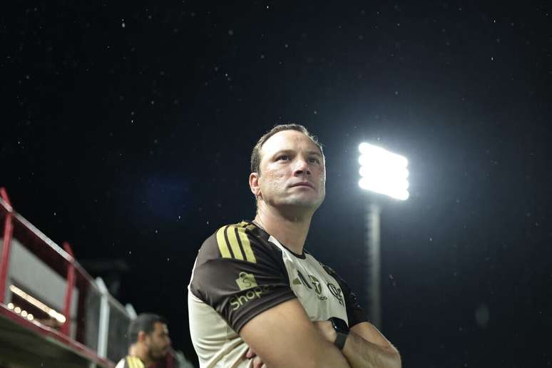 Bruno Pivetti est&aacute; no comando do Flamengo neste in&iacute;cio de Carioca &ndash;