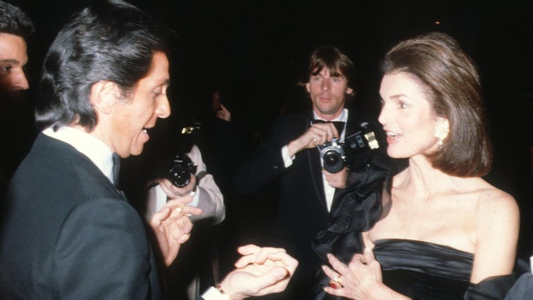 As cria&ccedil;&otilde;es de Valentino fizeram dele o estilista preferido de personalidades como Jacqueline Kennedy Onassis