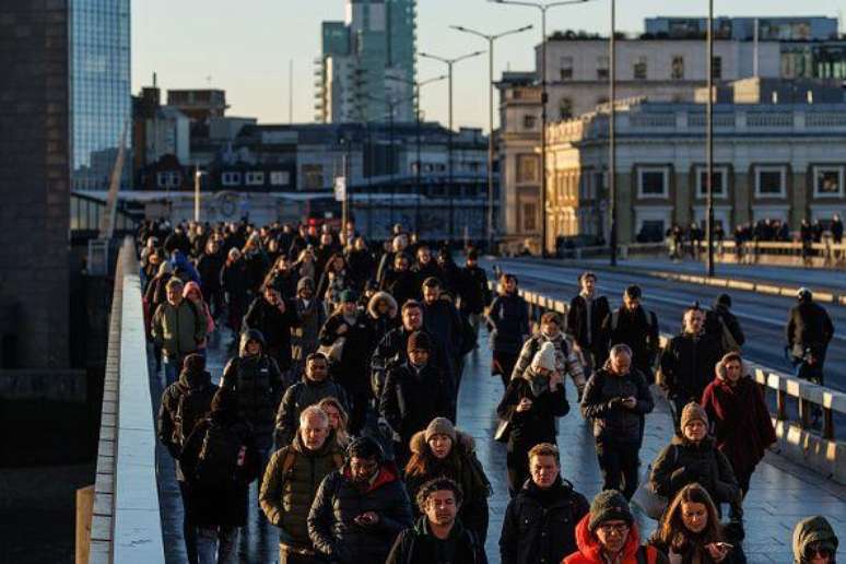 Uma pesquisa indicou que cerca de 12% dos adultos brit&acirc;nicos, aproximadamente sete milh&otilde;es de pessoas, j&aacute; tiveram criptoativos